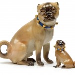 Figurine of a large and small pug. Meissen 1850, price estimate €2,800-3,400