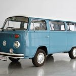 VW Bus hellblau