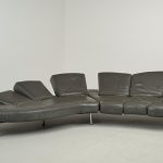 Flap Sofa Sky Kiss, Entwurf Francesco Binfare, Startpreis € 3.000