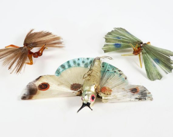 3 Schmetterlinge mit Glasseidenflügel, tlw. bemalt, Lauscha, 1920er Jahre, Startpreis € 90